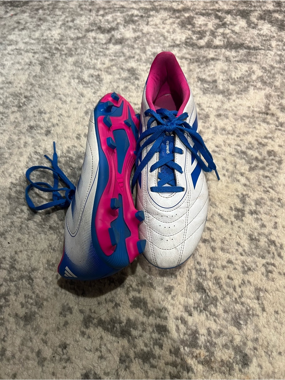 Women’s soccer cleats